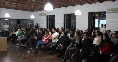 Reinventarea luxului prin personalizare, experiența online a brandurilor Reinventarea luxului prin personalizare, experiența online a brandurilor
