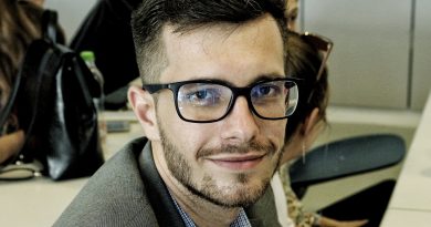 Proud YP: Leonard Drăghici – „Cred că aș fi fost un barman INTERESANT” Proud YP: Leonard Drăghici – „Cred că aș fi fost un barman INTERESANT”